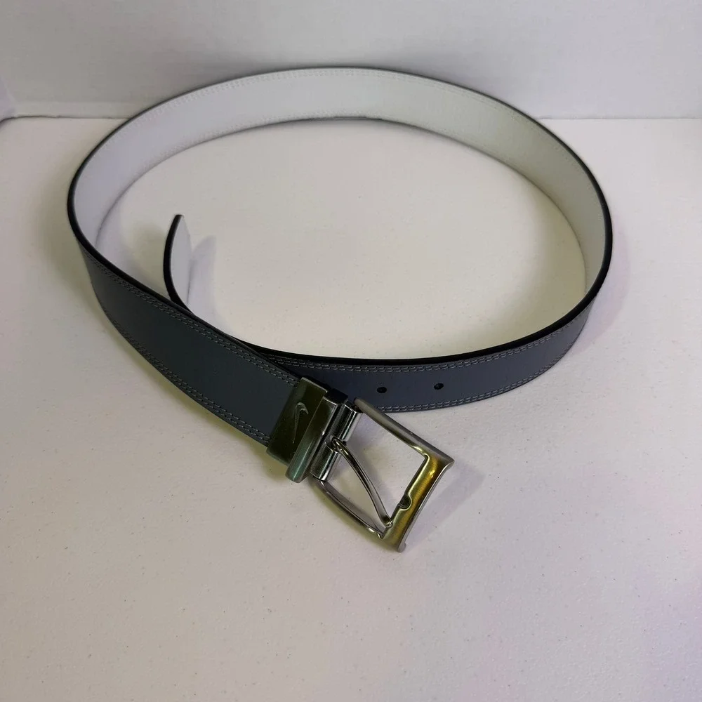 Nike Golf Mens Reversible Leather Belt Grey White Silver Buckle 34 DS5001-428